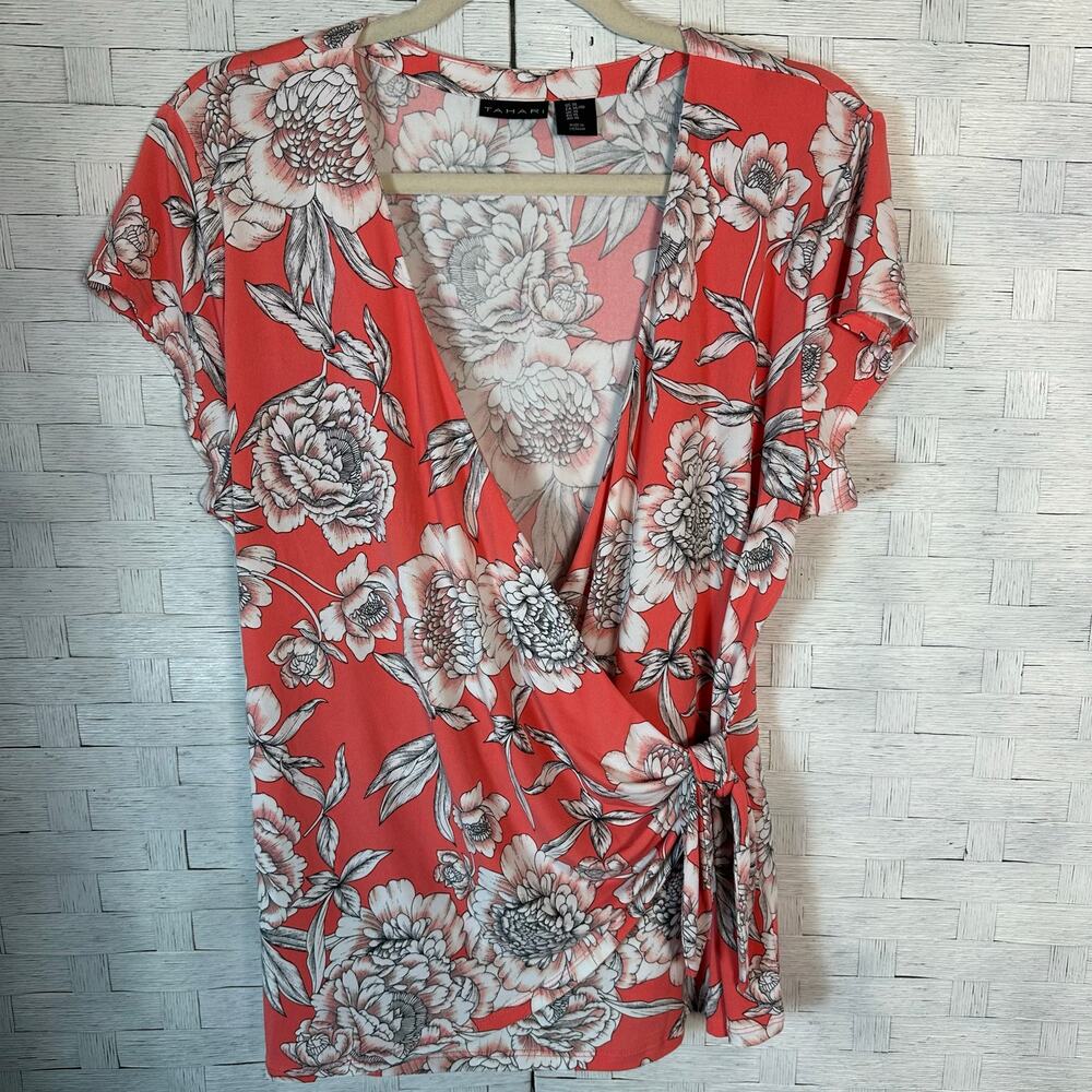 Tahari women’s blouse V-neck, crisscross tie front floral‎ romantic feminine